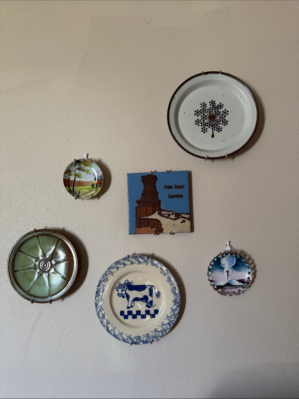 Blue and White Decorative Cow Plate - Unbranded Home Wall Decor